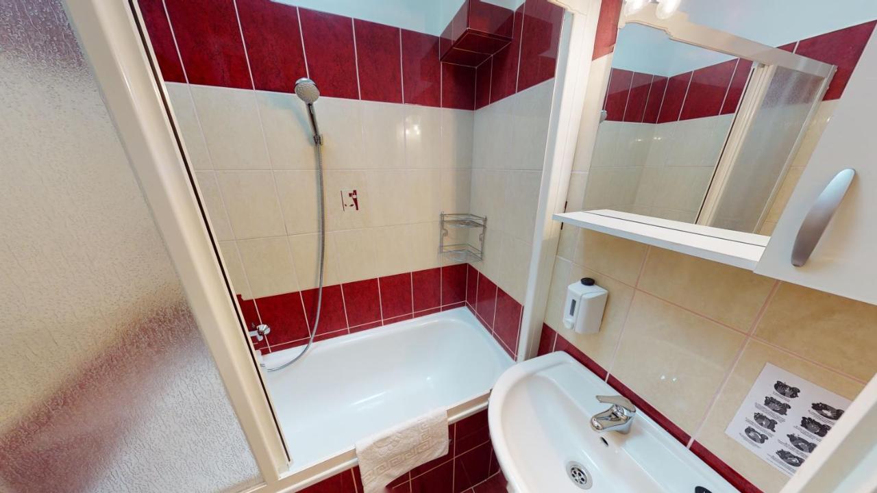 Cristian Apartman Hajdúszoboszló Екстериор снимка