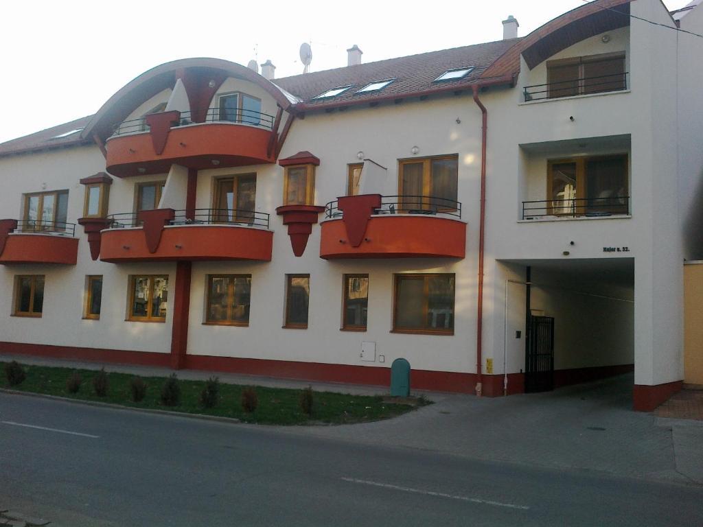 Cristian Apartman Hajdúszoboszló Екстериор снимка